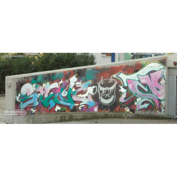 Graffiti-Entferner graffitiCRACK | Wand beschmiert