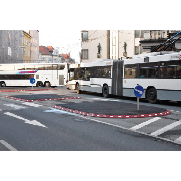elastikbordstein-kreisverkehr-bus-800x800
