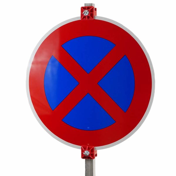 Klemmschelle K1 | mit montiertem Halteverbots-Schild von vorne