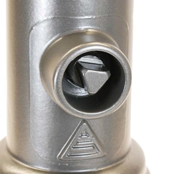 Alu-Stilpoller Serie 495 | Nahaufnahme vom Dreikantverschluss