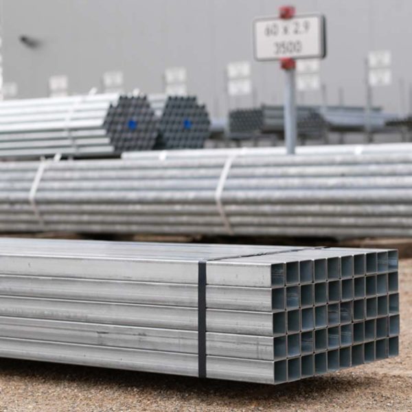 Schaftrohre aus Stahl 40 x 40 mm | große Mengen auf Lager