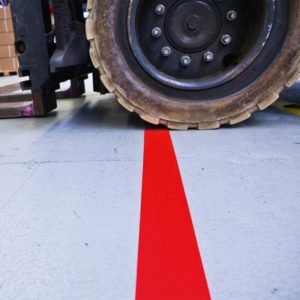 Bodenmarkierung PROline-tape Vinyl | auf dem Boden