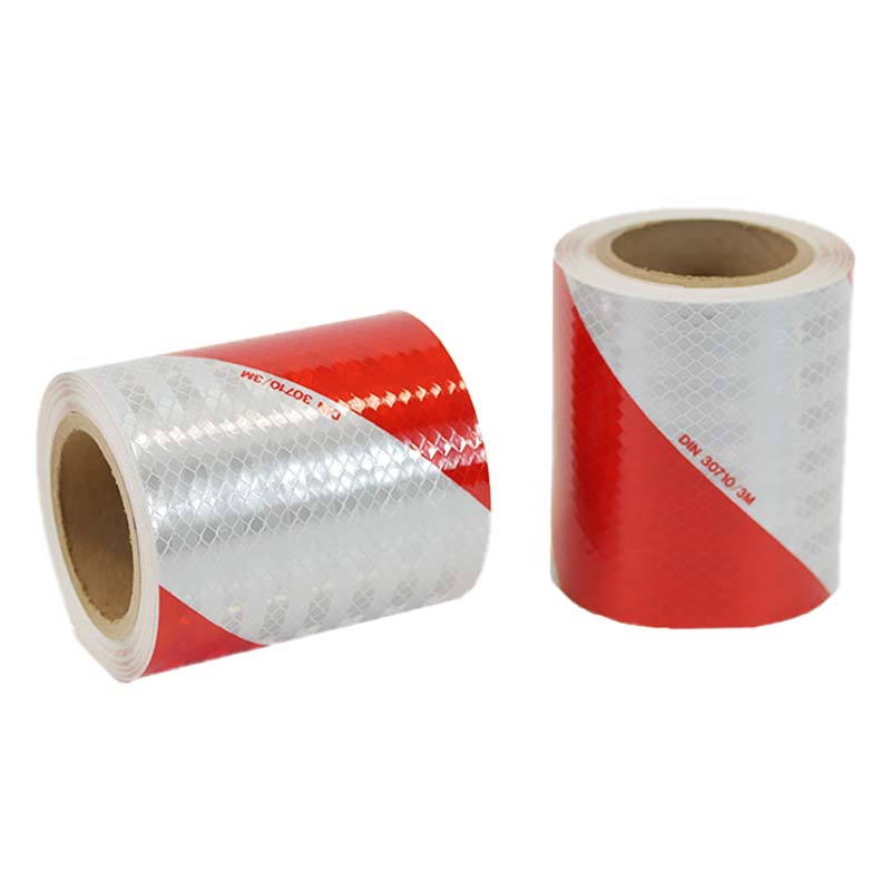 3M Kfz Warnmarkierung 823i - 4 Streifen 141x564mm Selbsthaftend Für LKW & Anhänger