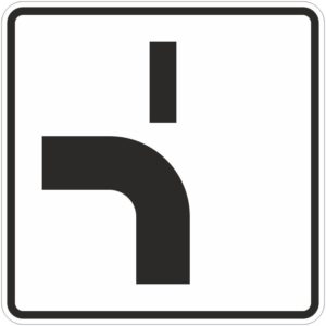Verkehrszeichen 1002-12 Verlauf der Vorfahrtsstraße | gemäß StVO