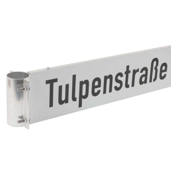 Rohrschelle für Straßennamenschilder aus Aluminium | fertig montiert