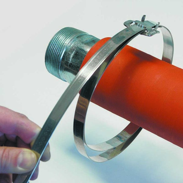 Spannwerkzeug für Edelstahlband | Anwendung Schrit 2