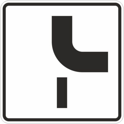 Verkehrszeichen 1002-24 Verlauf der Vorfahrtstraße an Einmündungen von oben nach rechts, Einmündungen von unten | gemäß StVO