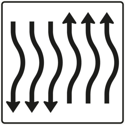 Verkehrszeichen 514-28 Verschwenkungstafel kurze Verschwenkung mit Gegenverkehr nach rechts 3-streifig in Fahrtrichtung und 3-streifig in Gegenrichtung | gemäß StVO