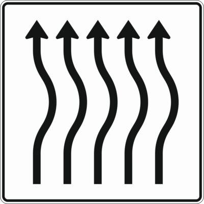 Verkehrszeichen 513-24 Verschwenkungstafel kurze Verschwenkung, ohne Gegenverkehr, 5-streifig nach rechts | gemäß StVO