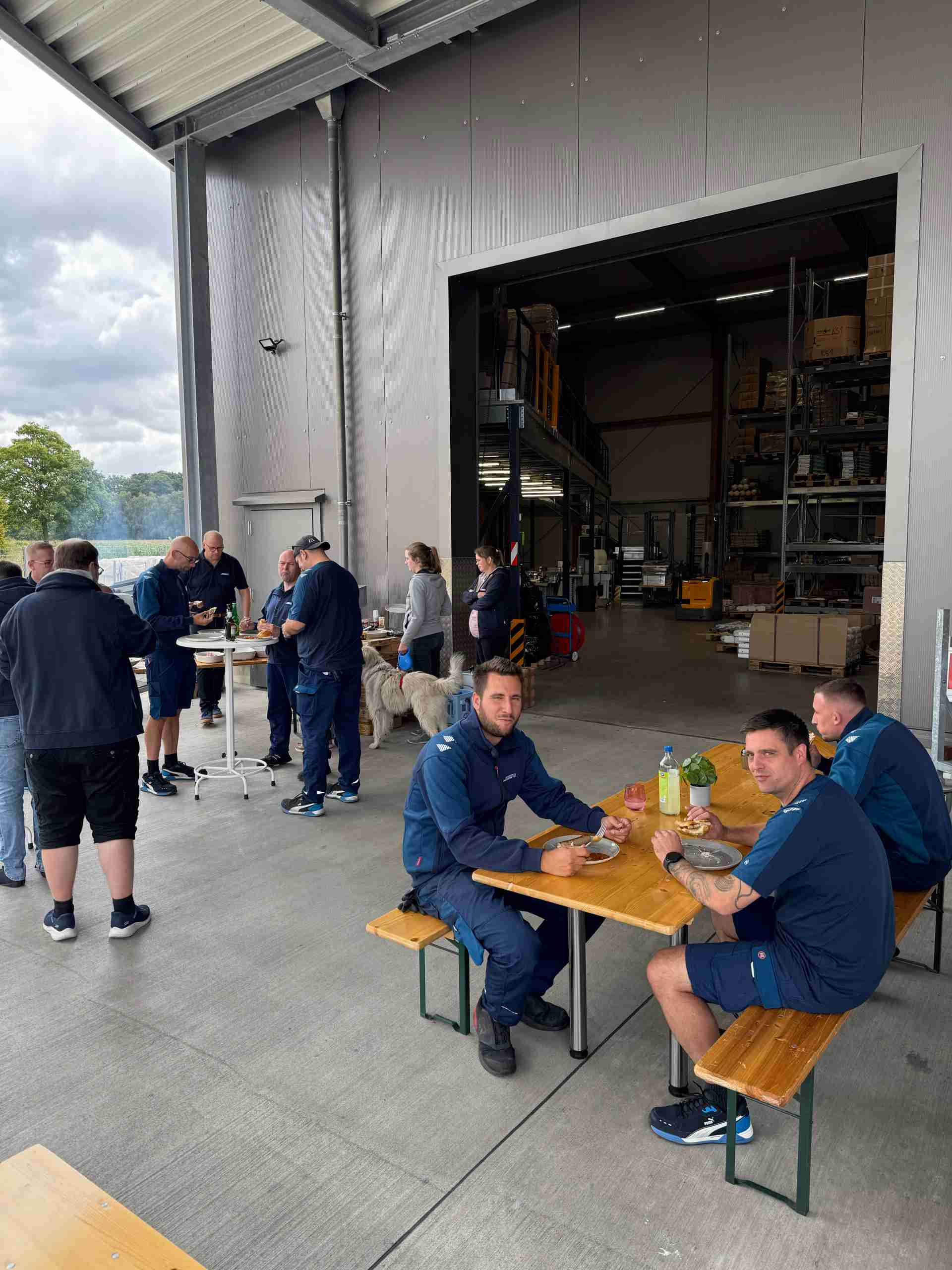 Teamgrillen August 2025 / Team, strassenausstatter