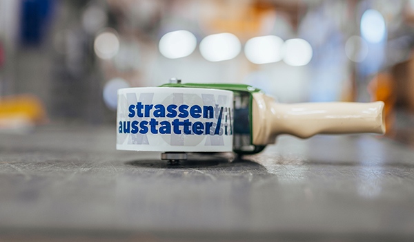 strassenausstatter | Über uns | Lager