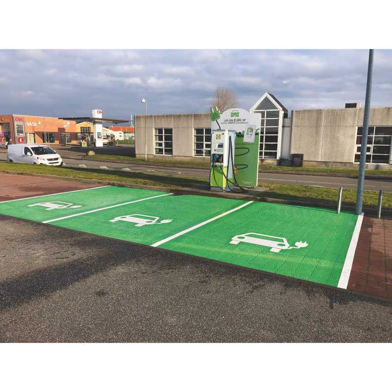 E-Auto-Parkplätze mit RollGrip®