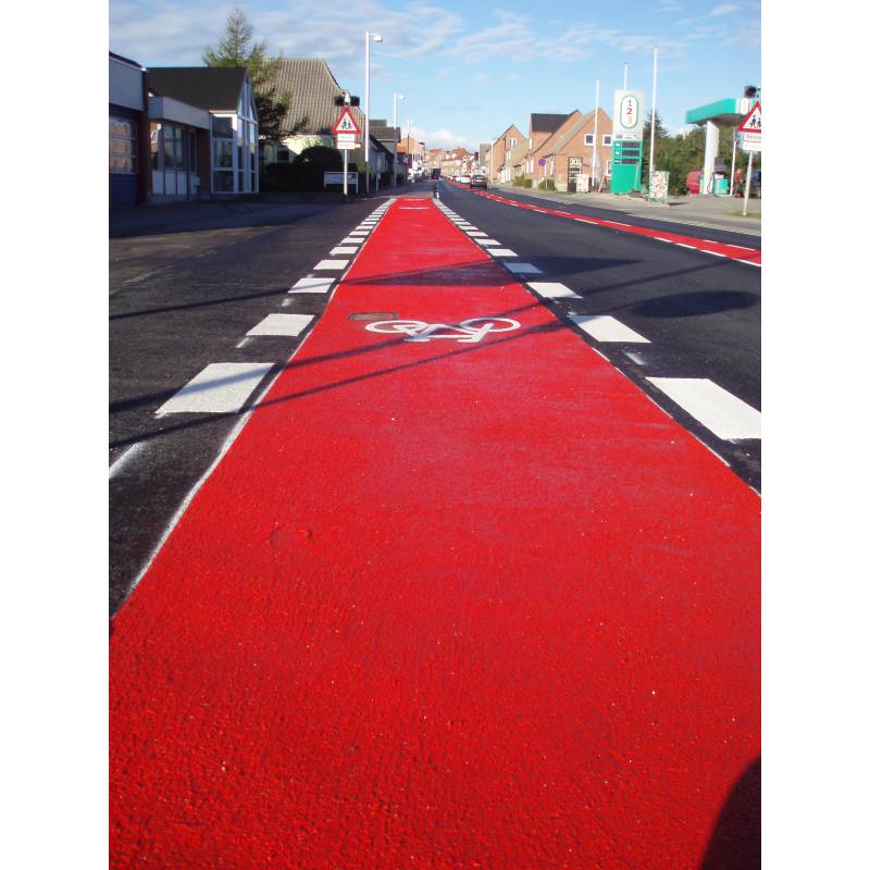 In Verkehrsrot für Radwege