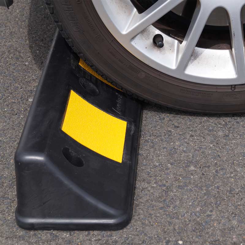 Park- und Leitschwelle Radstop | Anwendungsbeispiel Radstop